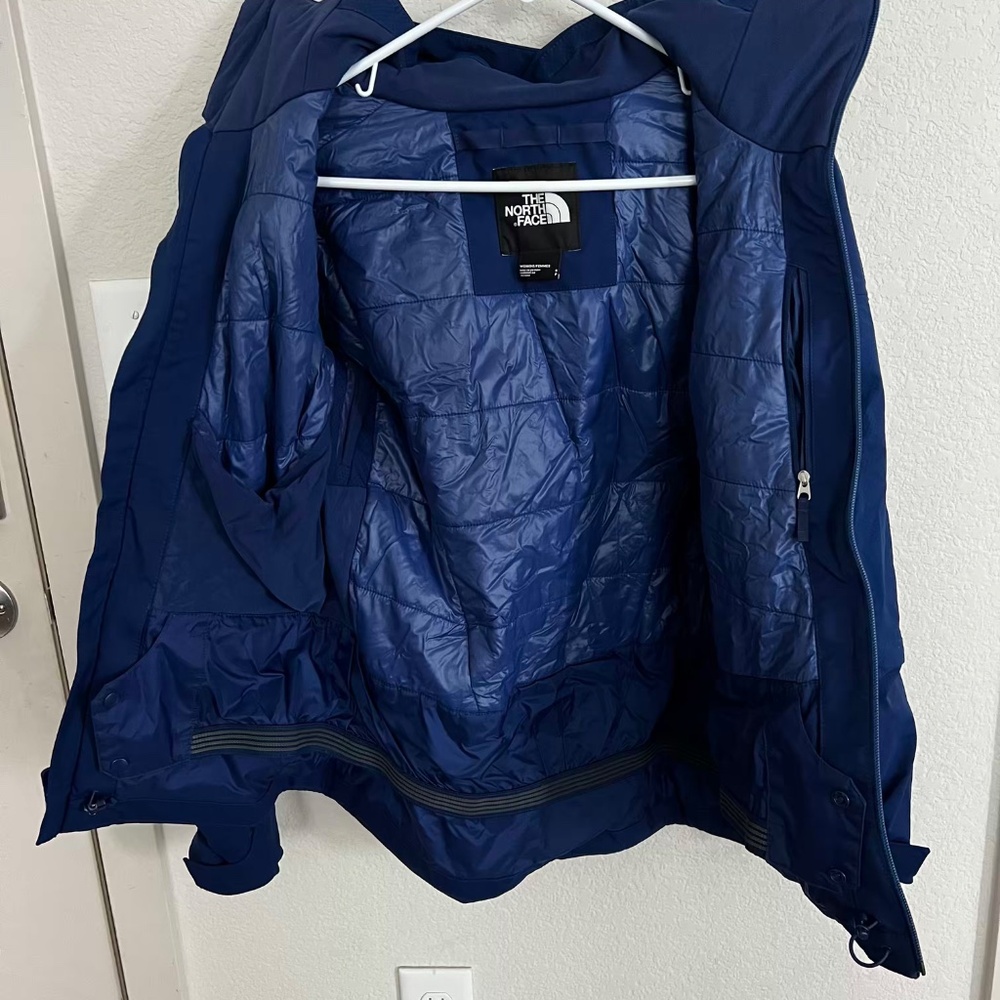 North face womens insulated ski jacket - Picture 3 of 3